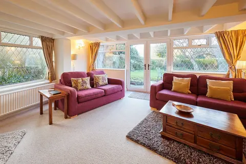 Host Stay Ailsa Cottage