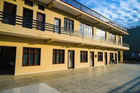 Shivlinga Villa