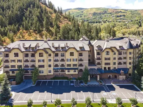 Ascent Condo 111