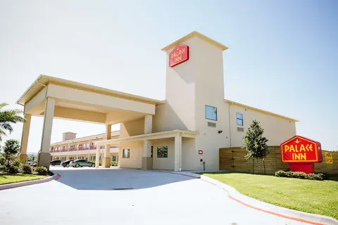 Palace Inn 290 & Jones Rd