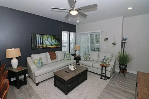 Modern Ascend 2 Bedroom Townhouse