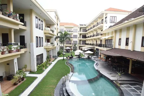 Kuta Townhouse Apartments