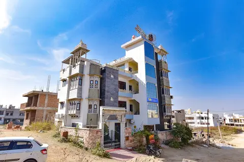 Fabhotel Achrol Palace