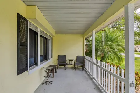 Port Orange Vacation Home 3 Bedroom Home by RedAwning