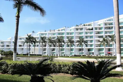 Aria Ocean 188 Flamingos