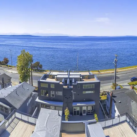 1BR 1 5 BA Alki Beach Escape Romantic Waterfront