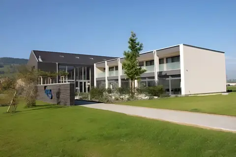 QCM Campus