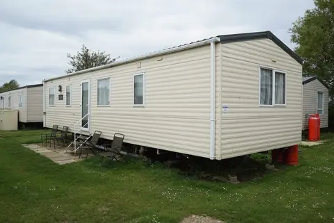 Pets go Free 3 Bedroom Caravan at Heacham Beach