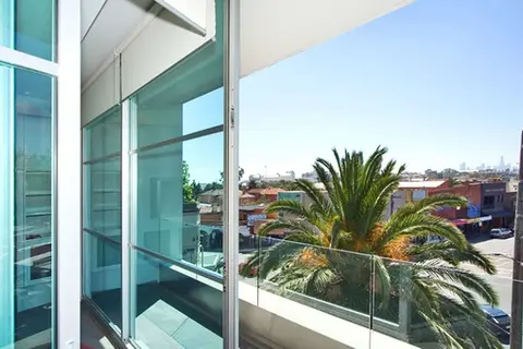 Penthouse St Kilda Style