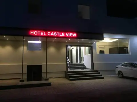 Goroomgo Castle View Agra