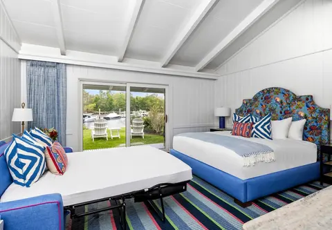 Yachtsman Hotel & Marina Club