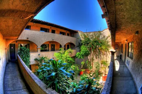 Hotel La Villa de Zaragoza