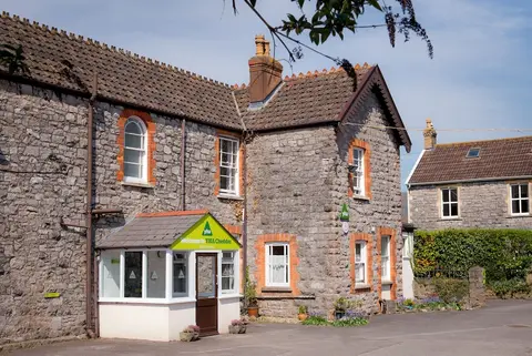 YHA Cheddar Partner