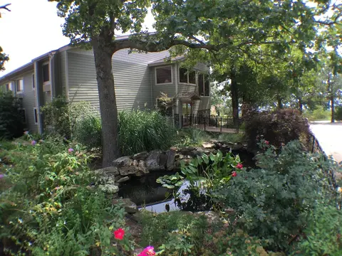 Whitney Mountain Lodge