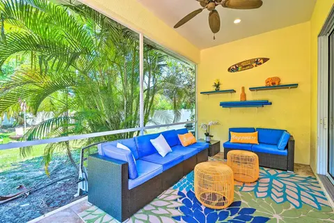 Sun-soaked Sarasota Oasis w/ Pool & Hot Tub!