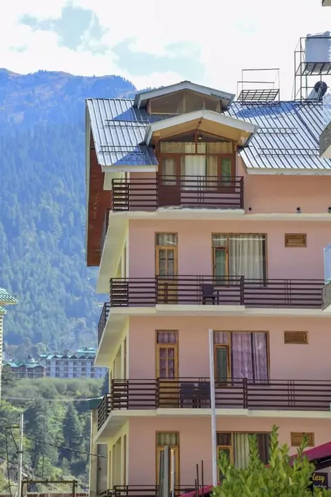 T & D Resorts