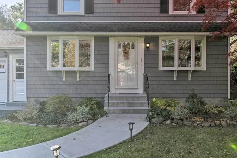 Rochester House w/ Fire Pit, Grill & Patio!