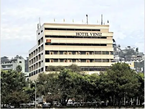 Hotel Veniz Burnham