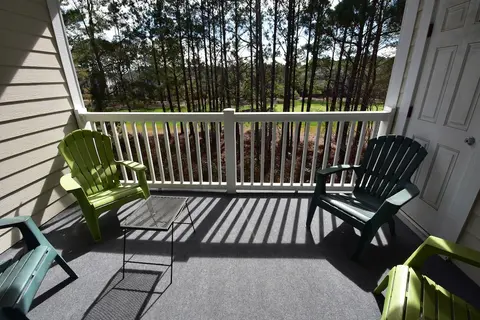 River Crossing Apartment 1233