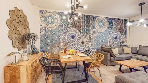 Motley Elegant Apartment by Estia