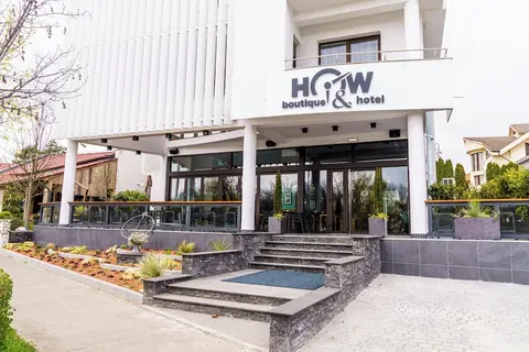 HOW Boutique and Hotel