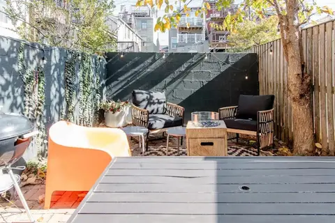 Reggie A Designer Fells Point Townhouse