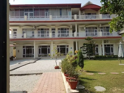 Skyview Holiday Home