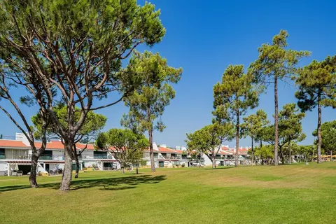 Vila Sol Golf Apartment by Ideal Homes