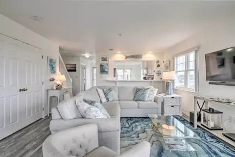 Ocean View Resort Condo w/ Pool Access & Bay Views