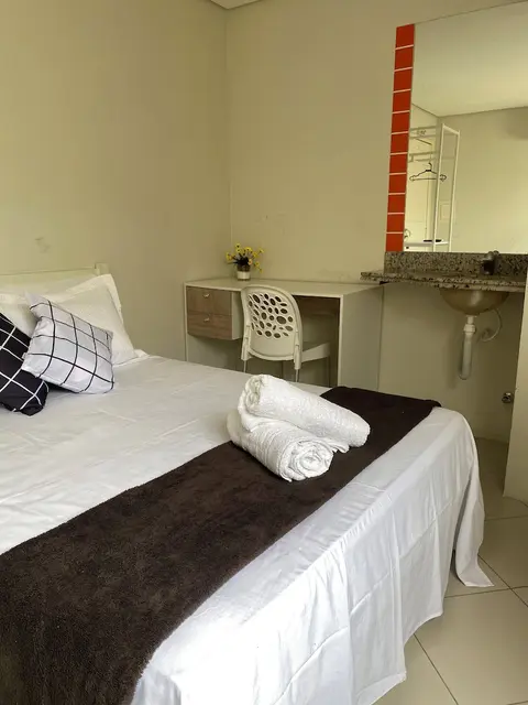 Sr. Hotel