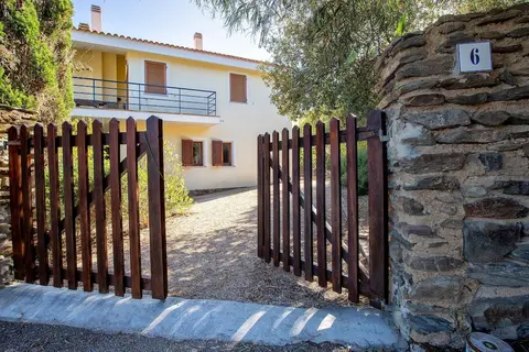 Sardinia Re - Shuluq 6