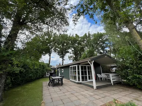 Chalet in Voorthuizen With Indoor Pool