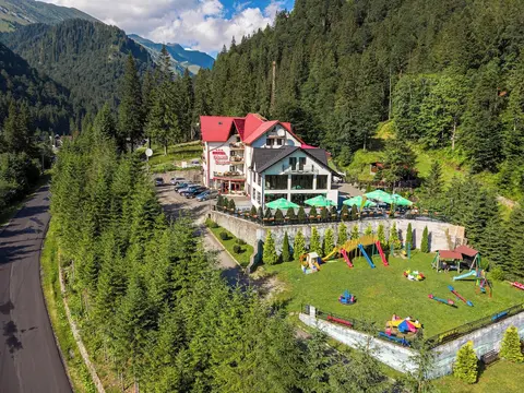 Hotel Piscul Negru