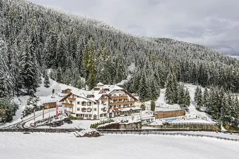 Granpanorama Wellness Hotel Sambergerhof