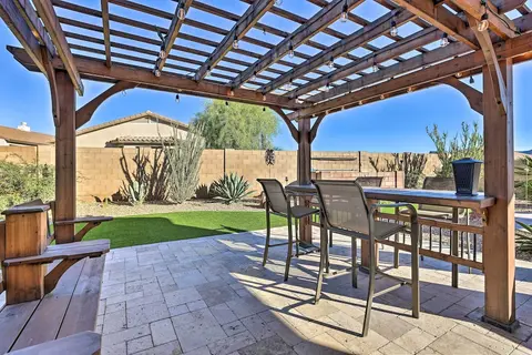 Outdoor Oasis: Home w/ Fire Pit in Gold Canyon!