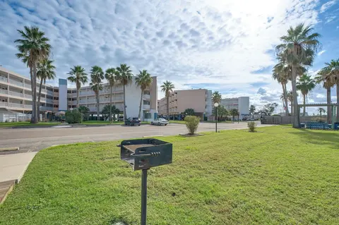 Corpus Christi Condo: Pool + Access to North Beach