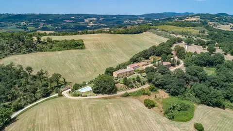 Casale Piattini 10 in Massa Bassa