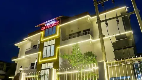 HOTEL GK PALACE