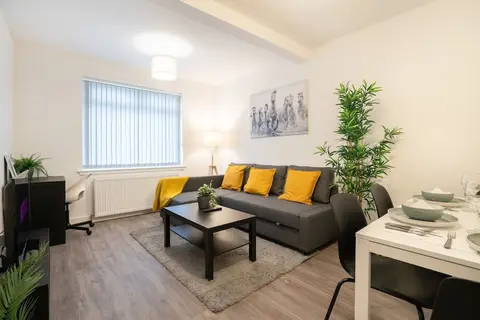 2 Bedroom Apartment-free Parking