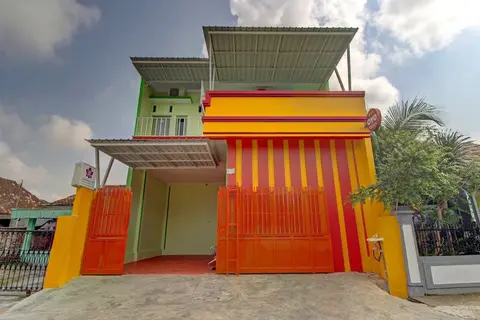 Hotel O 3774 Shakira Syariah Guest House