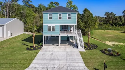 Stunning Newly Built Property In Litchfield Landing. 4 Bedroom Home by Peace Vacations