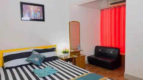 Dhanmondi Lake View Hotel