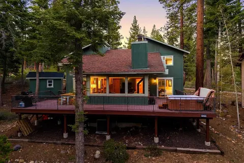 Year-round Tahoe Escape With Hot Tub & Outdoor Dining Timberline Haven by Avantstay