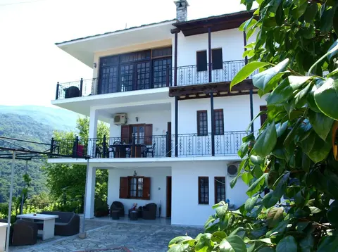 Paradeisos Double Room With Balcony 2