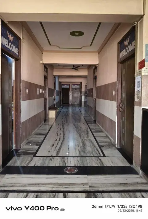 Hotel Bombay Central Agra