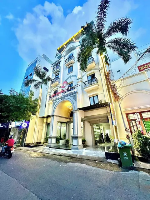 Golden Sun Hotel 6