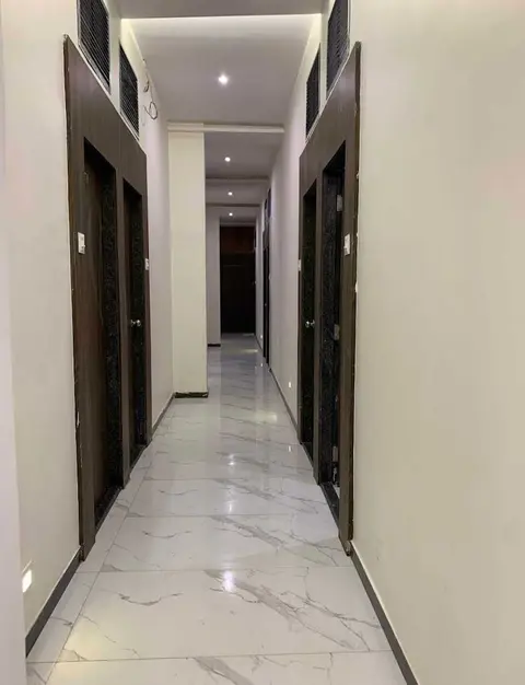 HOTEL HILL VIEW