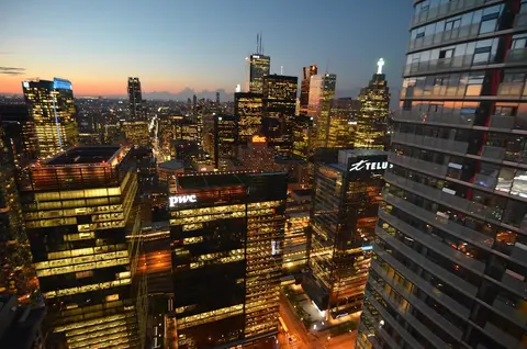 Toronto Escape - Onyx Suite