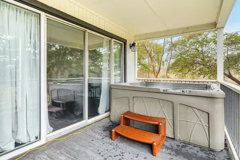 Private Hot Tub & Golf Course Views: Lakeway Gem