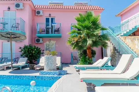 MAUI HOTEL LAGANAS